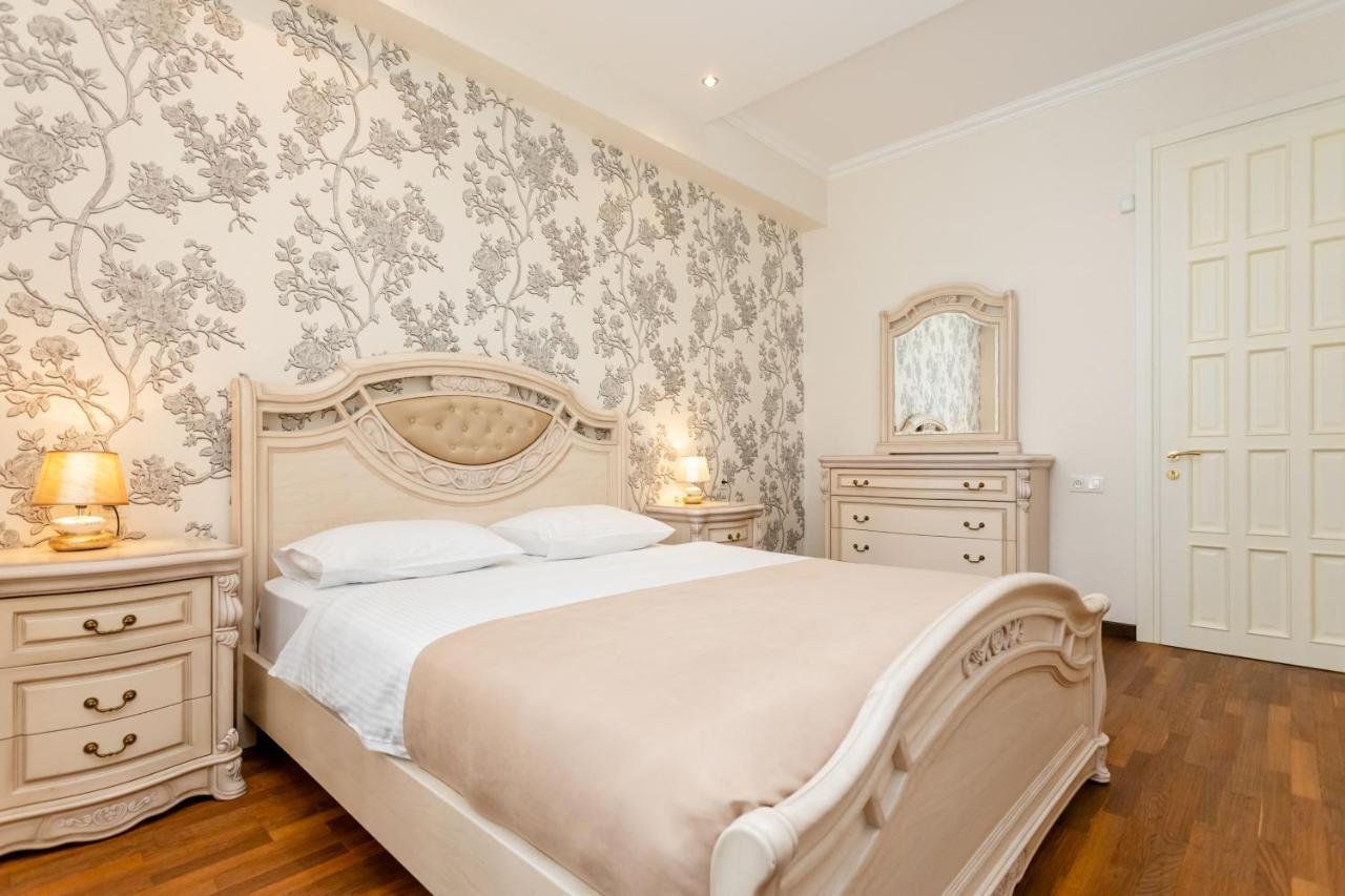 3Bd-2Bth Apartment In Tbilisi City Center Kültér fotó